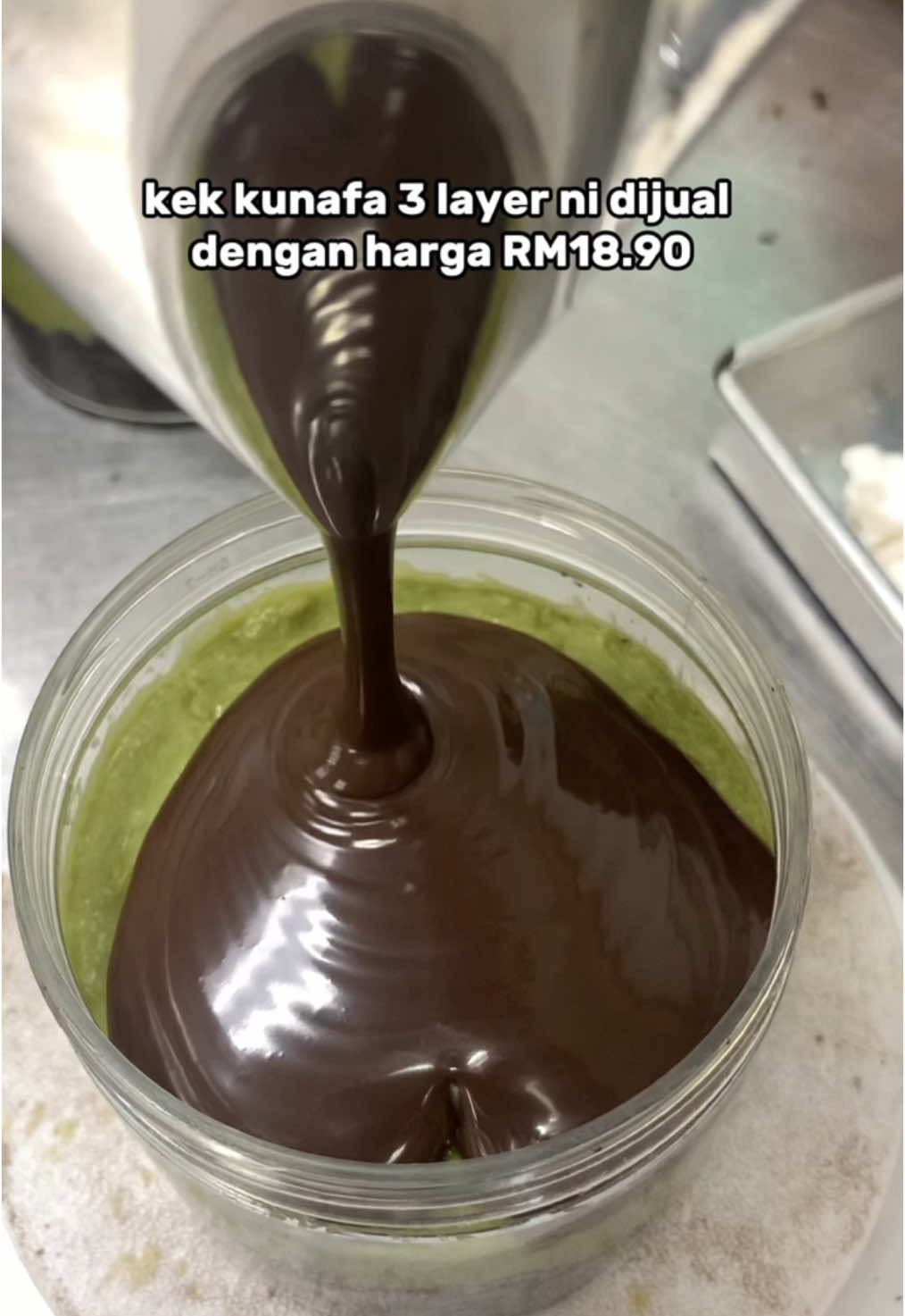 Bos nak jual mahal🥹 dahh pujukk ni cepat belii #monstr #kekkunafa #kekdubai #kunafapistachio 