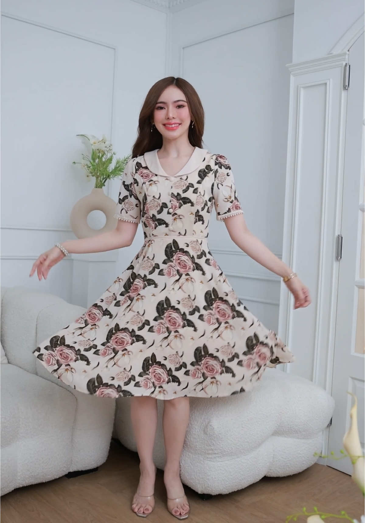 รุ่นนีเขายดีมากค่ะทุกคน ของพร้อมส่งแล้วค่ะ #ชุดเดรส #เดรส #ผ้าชีฟอง 