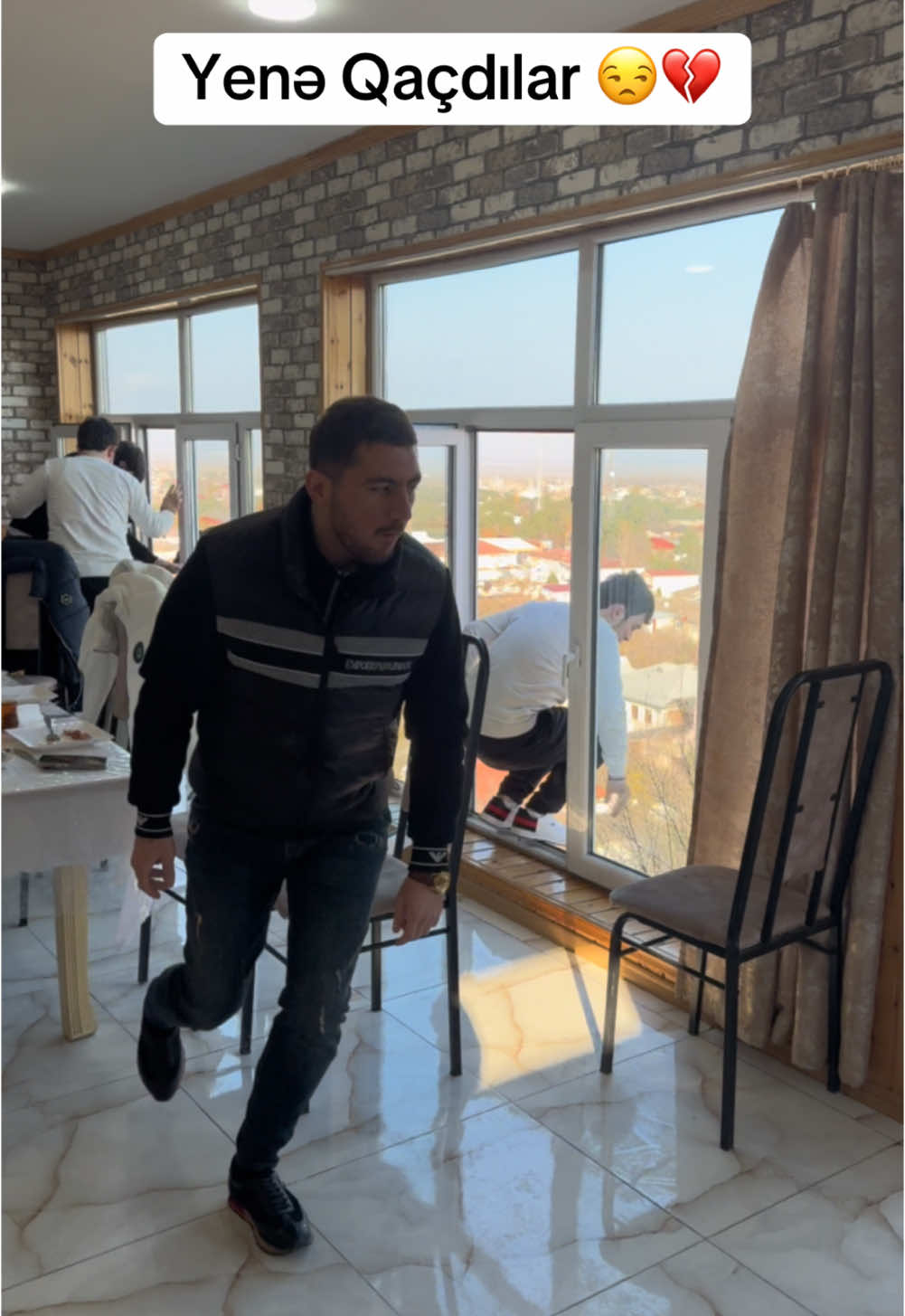 5 Manata Görə Dəyməz😀#elvinsah  @elvinsah_parfumm_  @elvinsah_parfumm_  @elvinsah_parfumm_ @elvinsah_sumgait 