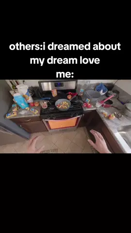 glazing the song so much#persona3 #persona #persona3reload #disturbingthepeace #brainrot #english 