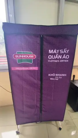 Tủ sấy quần áo sunhouse shd2707 Mở Máy sấy quần áo SUNHOUSE ra, thấy 