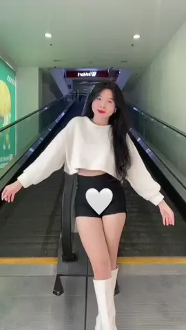 Anh từng oán trách em gất nhìu…🎵 dc: @𝒬𝓊ỳ𝓃𝒽 𝒢𝒾𝒶𝑜 🍁 #xuhuong #chiyeuminhanh #trending #viral #fyp #dpn #dancetiktok 