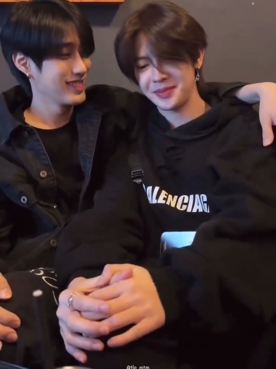 ญี่ปุ่นนี่มันแสนวิเศษจังเลยนะคับ 😳 ˚₊‧  #TleFirstone #เติ้ลเฟิร์สวัน ‧₊˚ ˖ ݁☘︎.  #Tle_mtm #Firstone .☘︎ ݁˖