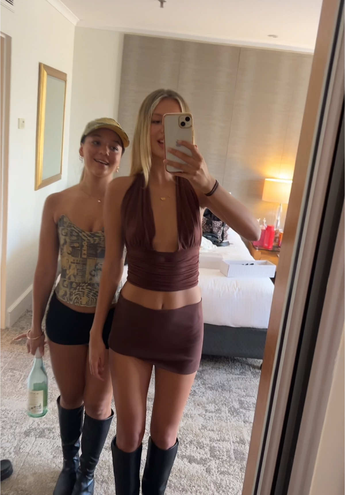 aw
