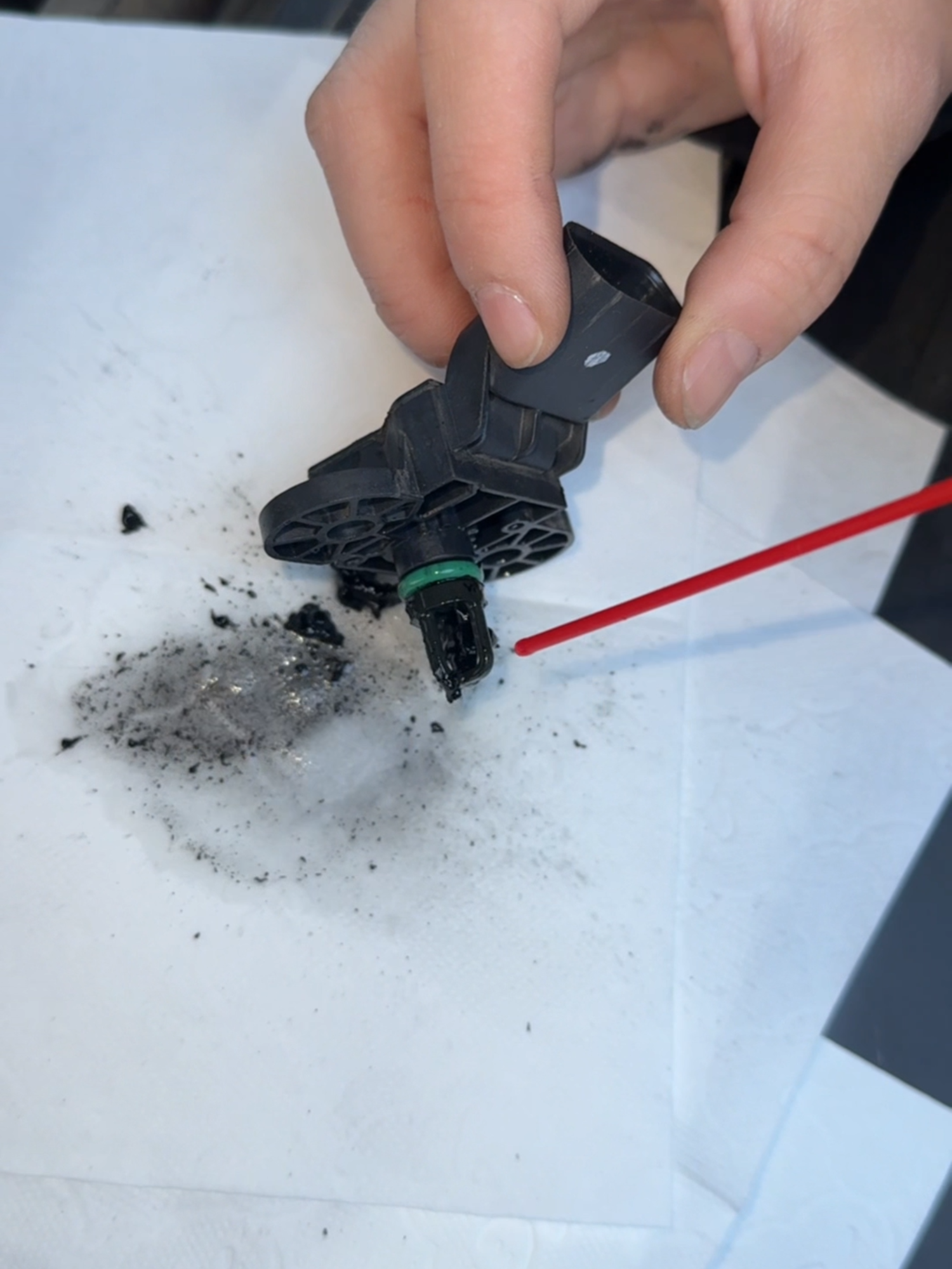 Black smoke is coming out of your car's exhaust vent, fix it for free!#cars #carsoftiktok