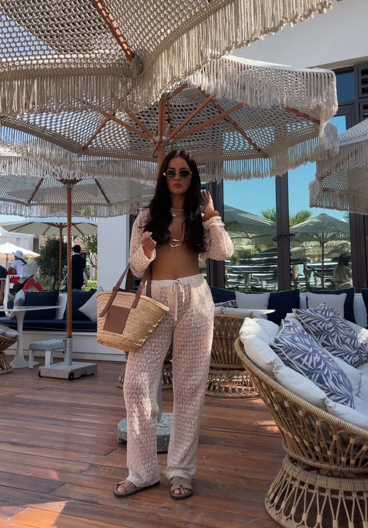 dream outfit, dream location >>> #dubaioutfits #dubaiootd #dubaibeachclub #summersalt #hyphenoutfit #beachdayoutfit #beachcluboutfit #holidayoutfits #holidaydayoutfits #CapCut 