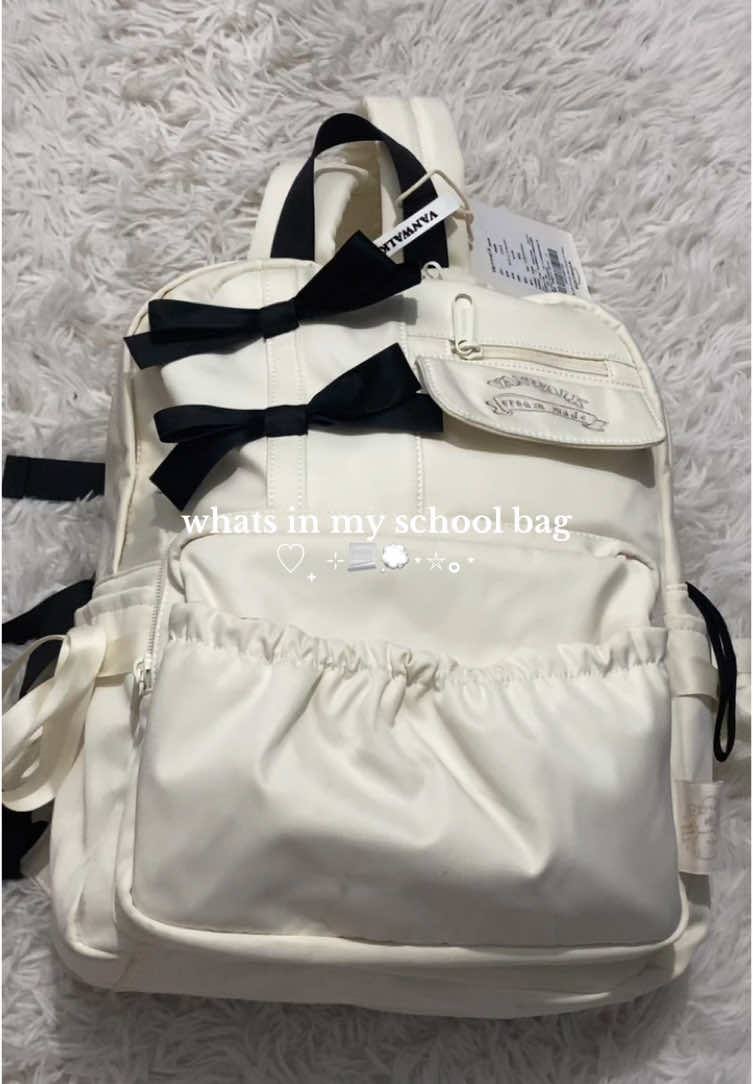 ganto ba gumawa ng whats in my bag? i hope u like my notes guys