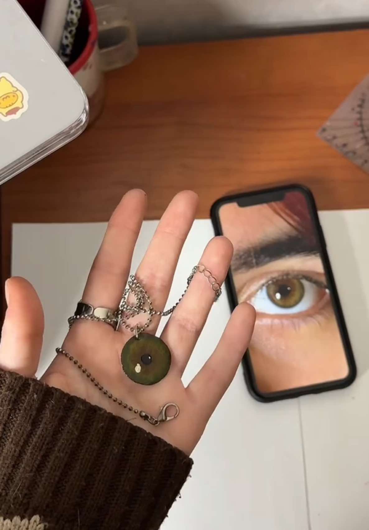 Diy matching necklaces👁️ @_plat0n__ 