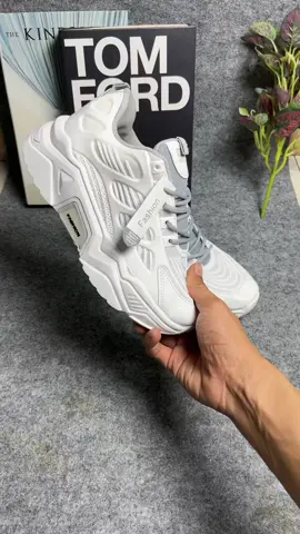 ringan dan bagus banget sepatu nya #sepatu #sneakers #sepatuwanita 