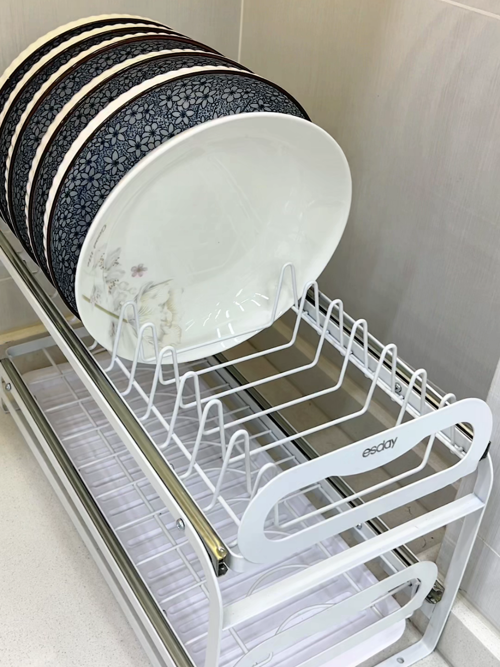 unique home accessiores and kitchen dish rack 😍#amazon #amazonfinds #goodthings #kitchen #homeitmes #kitchenitmes #storagerack #kitchenstoragerack #kitchenrack #storagehacks #rack #dish #dishrack #tiktok #fyp #foryou 