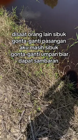 Cwok pemancing hanya gonta ganti umpan, bukan pasangan #🎣🎣🎣🎣##mancingbosskuu #fyppemancing #castingfishing🎣 #anglerindonesia #pemacing #casting 