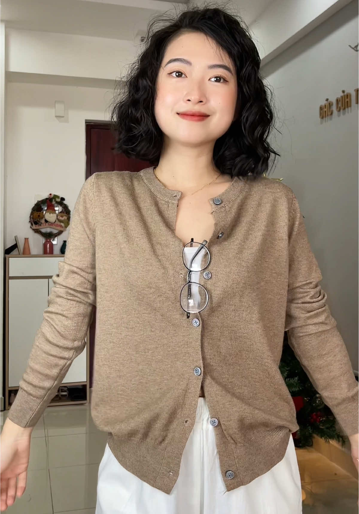 Chiếc áo cardigan tớ mê, thật lòng muốn rủ các cậu mua chung nè! #aocardigan #cardigan #aokhoaccardigan #cadigan #aocadigan #trapham #xuhuong 