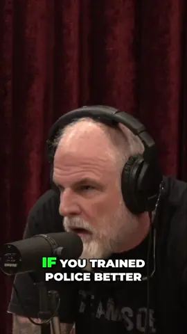 #joeroganpodcast #clips #podcastshow #podcastclips #johnmcphee #joerogan #joeroganexperience #police #policetraining #policeofficer #policeacademy 