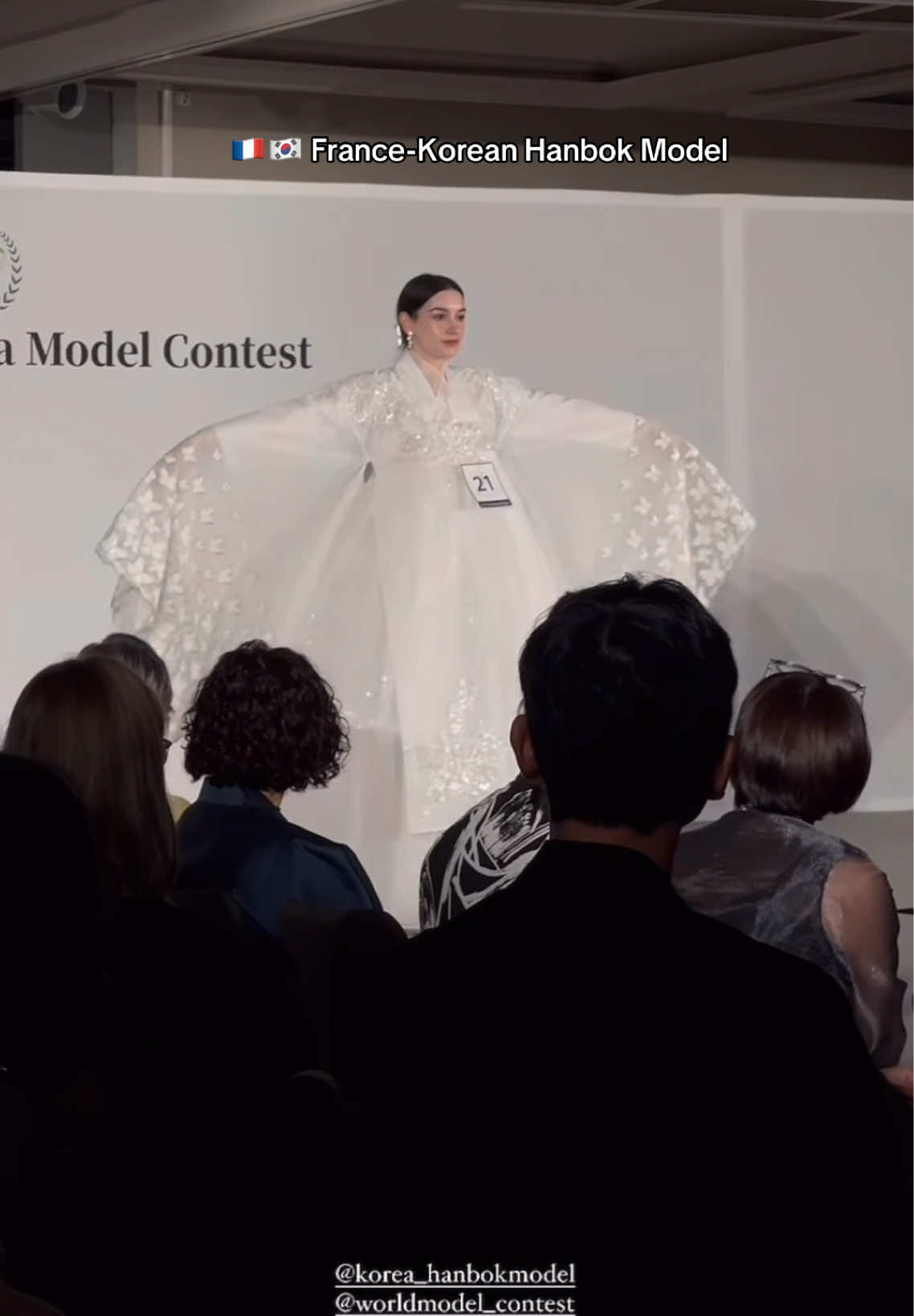 Vlog Part 3: 2024 France-Korea Hanbok Model Competition  Happy to announce  that I am a 🥉 3rd place winner of 2024 France-Korean Hanbok Model Contest 🎉  Thank you Korea Hanbok Model & Worldmodel Contest  for this amazing opportunity and experience!  Feel so proud of myself and grateful !  Wearing beautiful Hanbok : Hyedam hanbok  #한복 #한복드레스 #francekoreamodel #francekoreamodelcontest #francekoreahanbokmodel #hanbokmodel #winner #model #contest #southkorea #대한민국한복모델선발대회 #대한민국한복모델