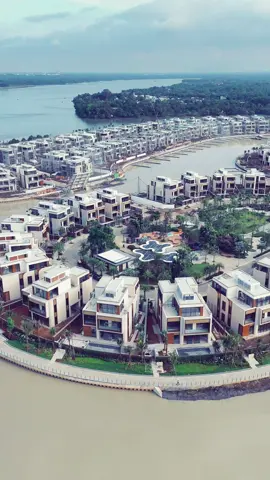 Khu biệt thự ven sông rất đẹp ở Thủ Đức! 