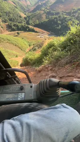 Pha này hơi khó đấy thấy sợ sợ 🥴🥴🥴#mayxuc #kobelco #mayxucdaovietnam #nghenghiepcuatoi 