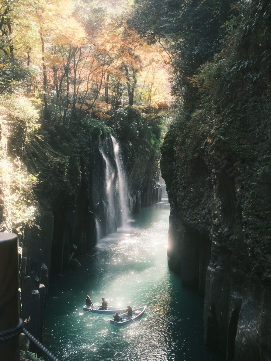 một mùa thu 🍁 lỡ hẹn ... #fujifilm #chupanh #高千穂峡 #takachiho #muathu #fyp #日本 