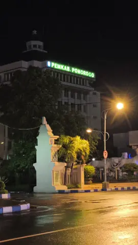 #ponorogo24jam #malamminggu #malamvibes #ponorogomalamhari 