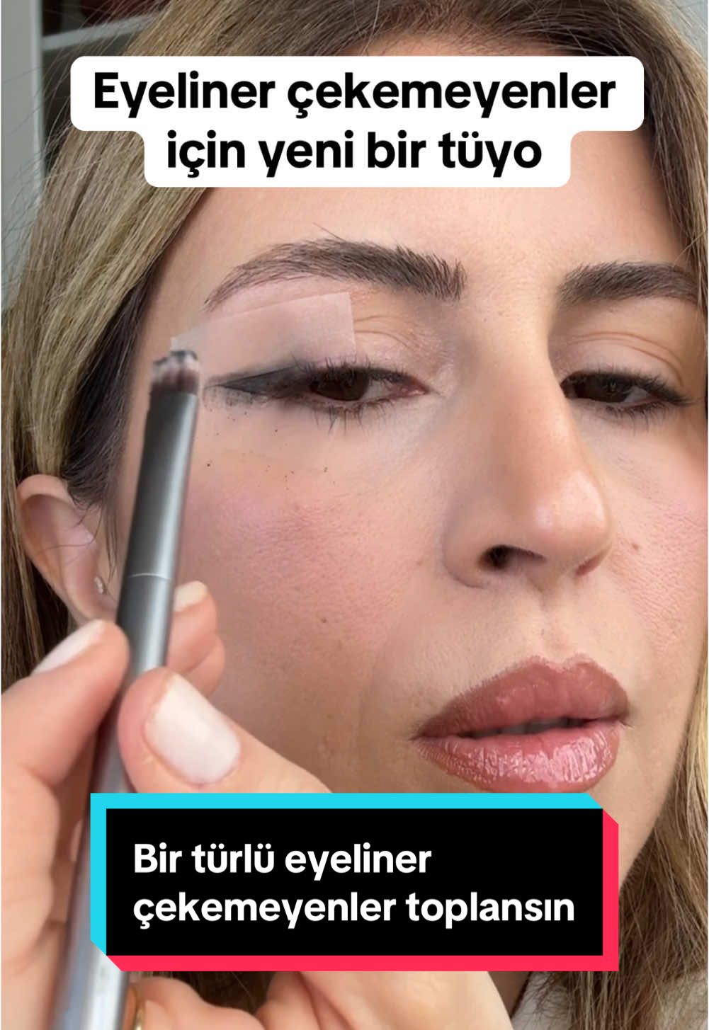 Kullandığım ürün bilgilerini “denizshares” instagram hesabımda hikayemde paylaşıp öne çıkanlarda “Aralık Link”e sabitledim💕  Denemek için kaydetmeyi unutma 🫶🏻💕👩🏻‍🤝‍👩🏼 #makeupaddict #makyaj #MakeupRoutine #makyajvideoları #makyajperisi #makyajönerileri #makyajdelisi #makyajtüyoları #makyajhileleri #makeuphack #makeuphacks #makeuptricks #makeuptipsandtricks #makyajhilesi #makyajtrendleri #makeuptrends *reklam (başka platformdan bahsettigim icin, isbirligi degildir) #Eyeliner #eyelinerha #eyelinerhacks 