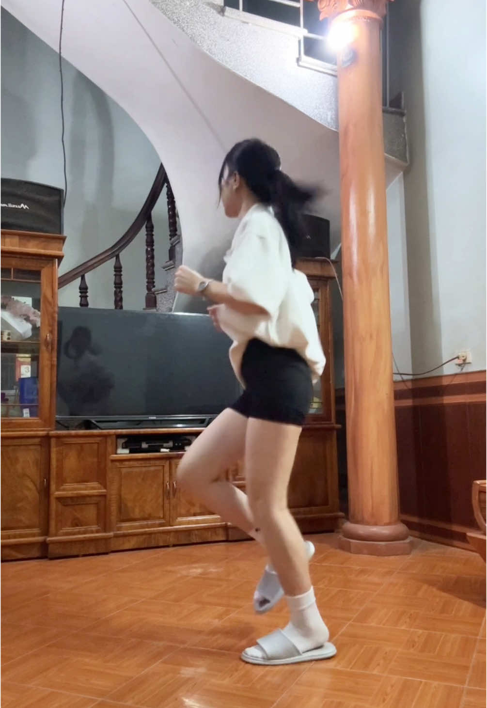 Tập dễ lắm 15 phút mỗi ngày là gầy như mình #xuhuong #taptheduc #taptheductainha #gym #workout #cardio 