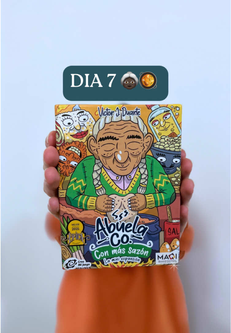 Dia 7/24 mostrandote juegos de mesa diferentes, hoy pondremos sobre la mesa: Abuela Co. 👵🏻👵🏻❤️  La mesa la pueden conseguir con:  @freddy5025  #JuegosDeMesa #abuelaco #juegosparaamigos #losjuegossobrelamesa #juegosdemesa #juegosdemesacolombia #juegosdemesabogota #juegosdemesachia #juegosdemesaenfamilia #boardgames #bgg #bggcommunity #juegosdiferentes 