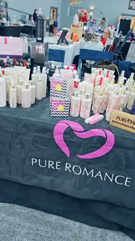 Last vendor event of 2024! Who wants some goodies! pureromancebyamymarie.com 