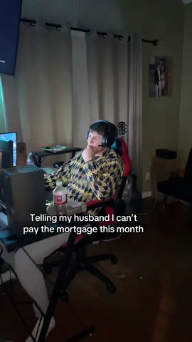 Did he have to do me like that though? 😂😅 #fyp #husbandandwife #prank #viral