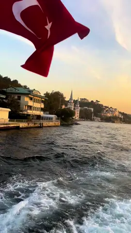 Bır söz bırak 🕊️❤️🖤 #türkiye #istanbul #viral #fy #fyp #foryou #keşfet #keşfetteyizzz #türkei #turkish #treanding #türkiye🇹🇷 #istanbul🇹🇷 