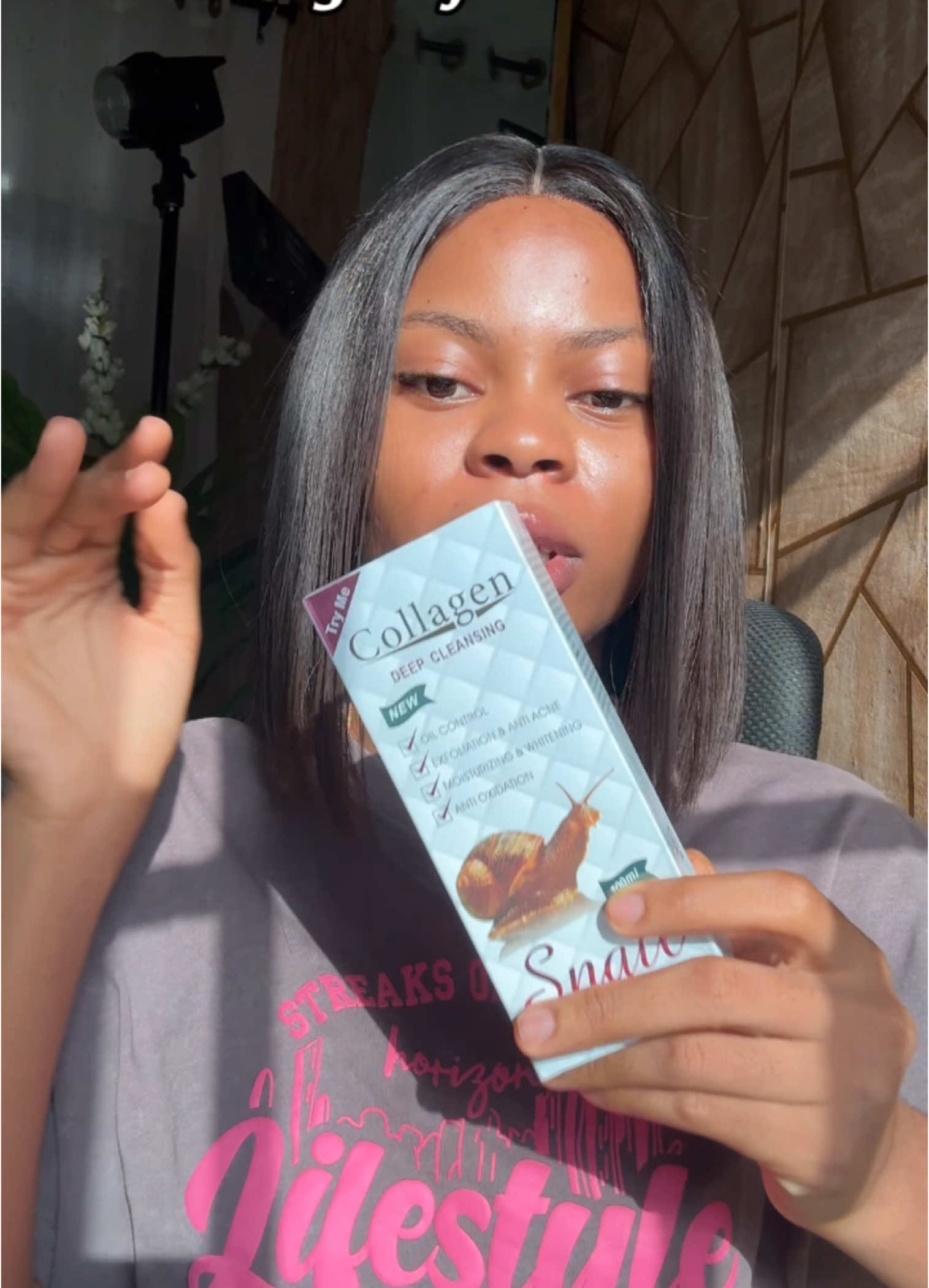 Use the link in bio to book recommendations and to place an order✅ #collagen #facewash #stylishbabes #skincarevendor 