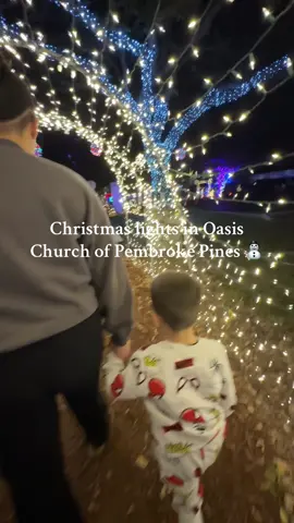 such a cute experience for the kiddos 🥺🫶🏻   #broward #pembrokepines #browardchristmas #oasischurch #fyp #teamwork #teamworkmakesthedreamwork #christmas #foryou #creatorsearchinsights 