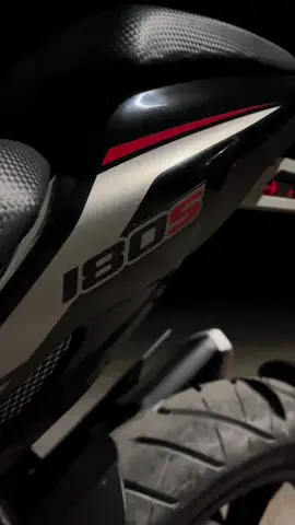 #benelli180s #viral #fyp #motos 🛸