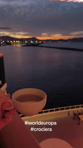 svegliarsi così 😍⚓ #Worldeuropa  #MSC #msccruceros #cruise #top 