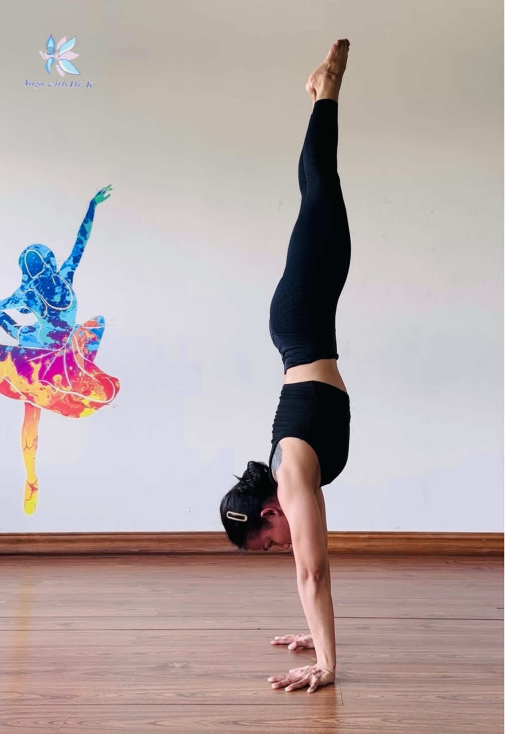 Asana 🧘🏻‍♀️ #yogawithdrk #yogapose #asana #yoga #yogapractice 