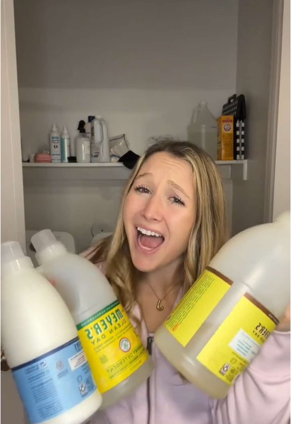 forever using mrs.meyer’s for my laundry! i use their baby blossom detergent for my little one too 🥰 comment “laundry” or shop the links in my Amazon Storefront under “mom life products” #laundry #laundrydetergent #babylaundry #momlife #moms #fyp #foryourhome #mama #MomsofTikTok 