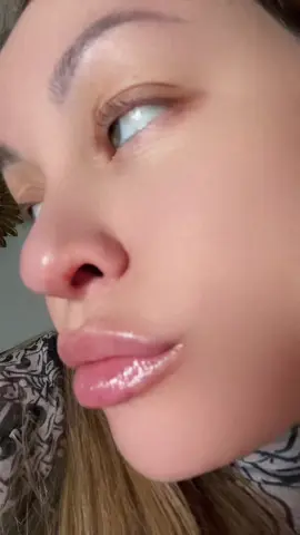 X Hubofcandy #usagirl #fakebody #miamibeach 