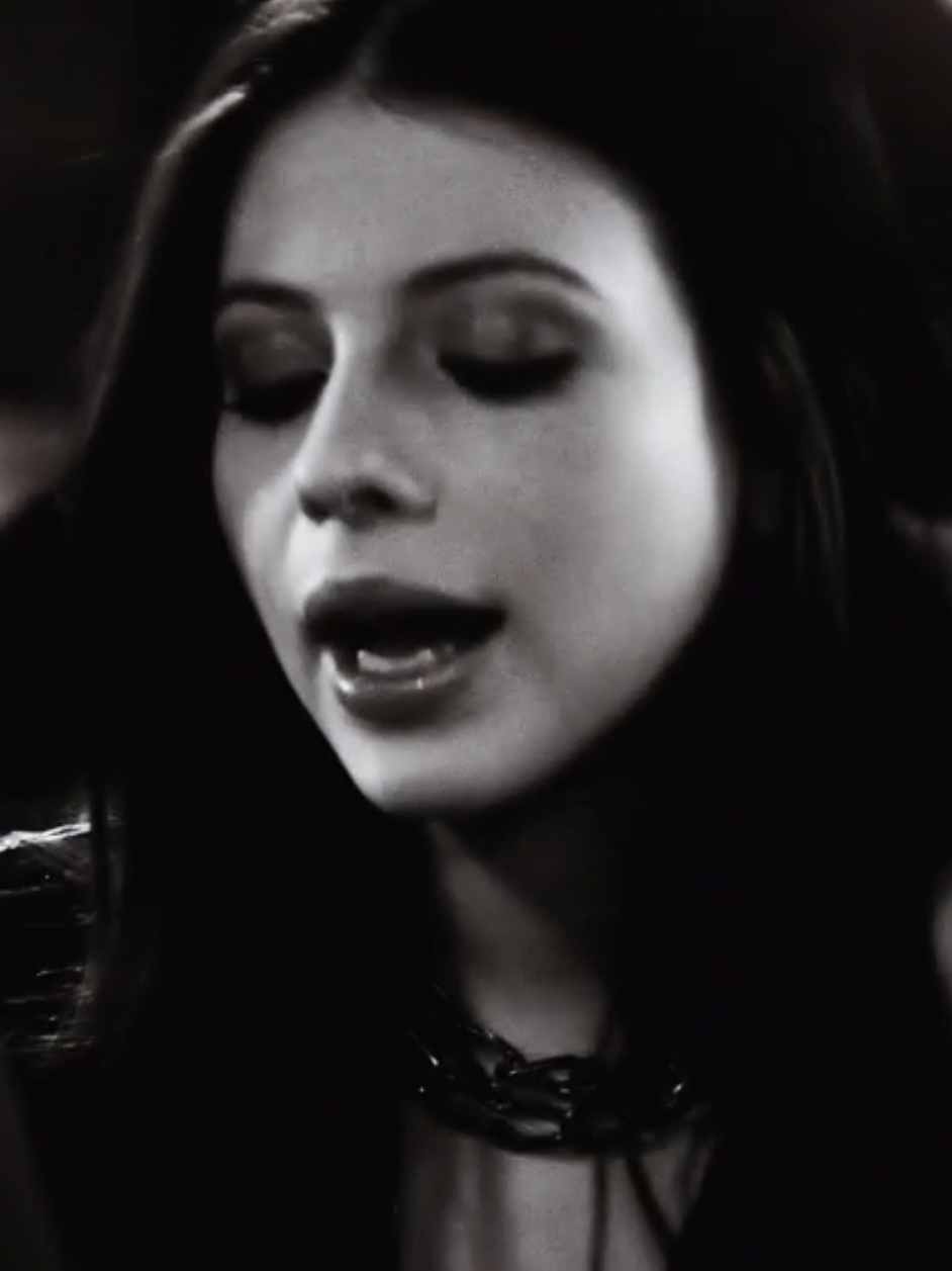 GEORGINIA SPARKS. #fyp #foryoupage #omgpage #aesthetic #aesthetics #famous #edit #aftereffects #aftereffectsedit #aftereffects2024 #gossipgirl #gossipgirledit #michelletrachtenbergedit #michelletrachtenberg #foryou #badass #famousedit 