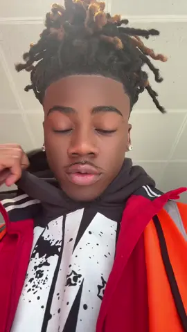 can yall stop coming to target now its too many ppl here…