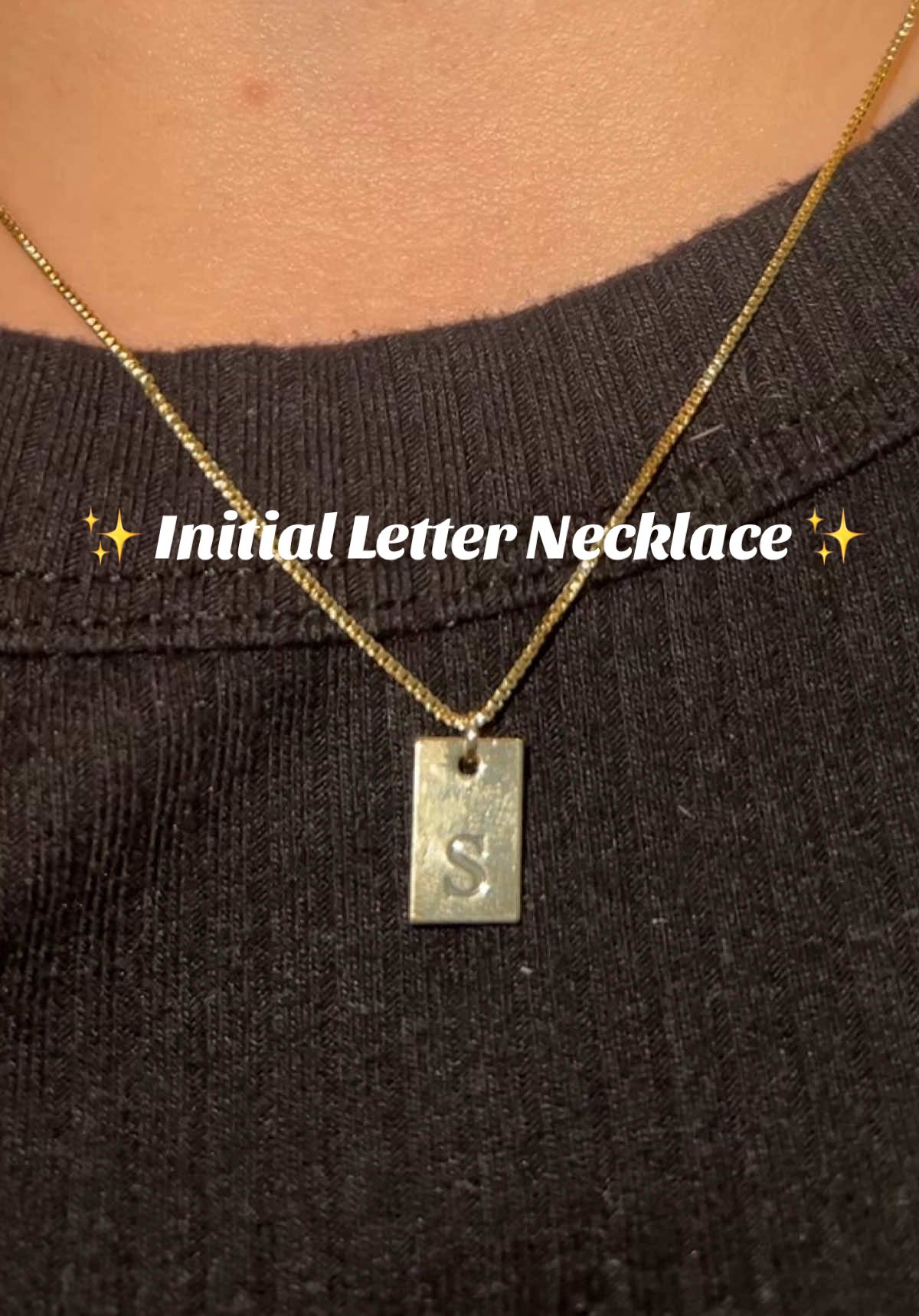 and it’s only $5.78🫨 #necklace #letternecklace #initialnecklace #tiktokshop #christmasgiftideas #stockingstuffers #giftideas #jewelry #nontarnishjewelry #fyp #viral #tiktokshopaffiliate #creatorsearchinsights 