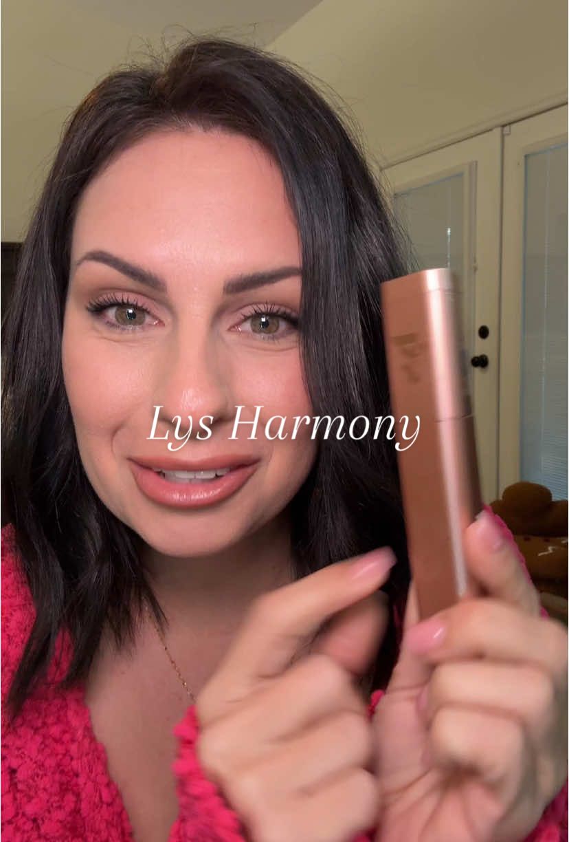 Lys in the shade Harmony is worth the hype yall!! This stuff is liquid gold!!! #liquidgold #lysbronzingstick #lys #bronzer #bronzertutorial #tiktokshopcreatorpicks #tiktokshopholidayhaul #ttsdelightnow #giftguide #christmasgiftideas #stockingstuffers #makeup #makeuptutorial @LYS Beauty 