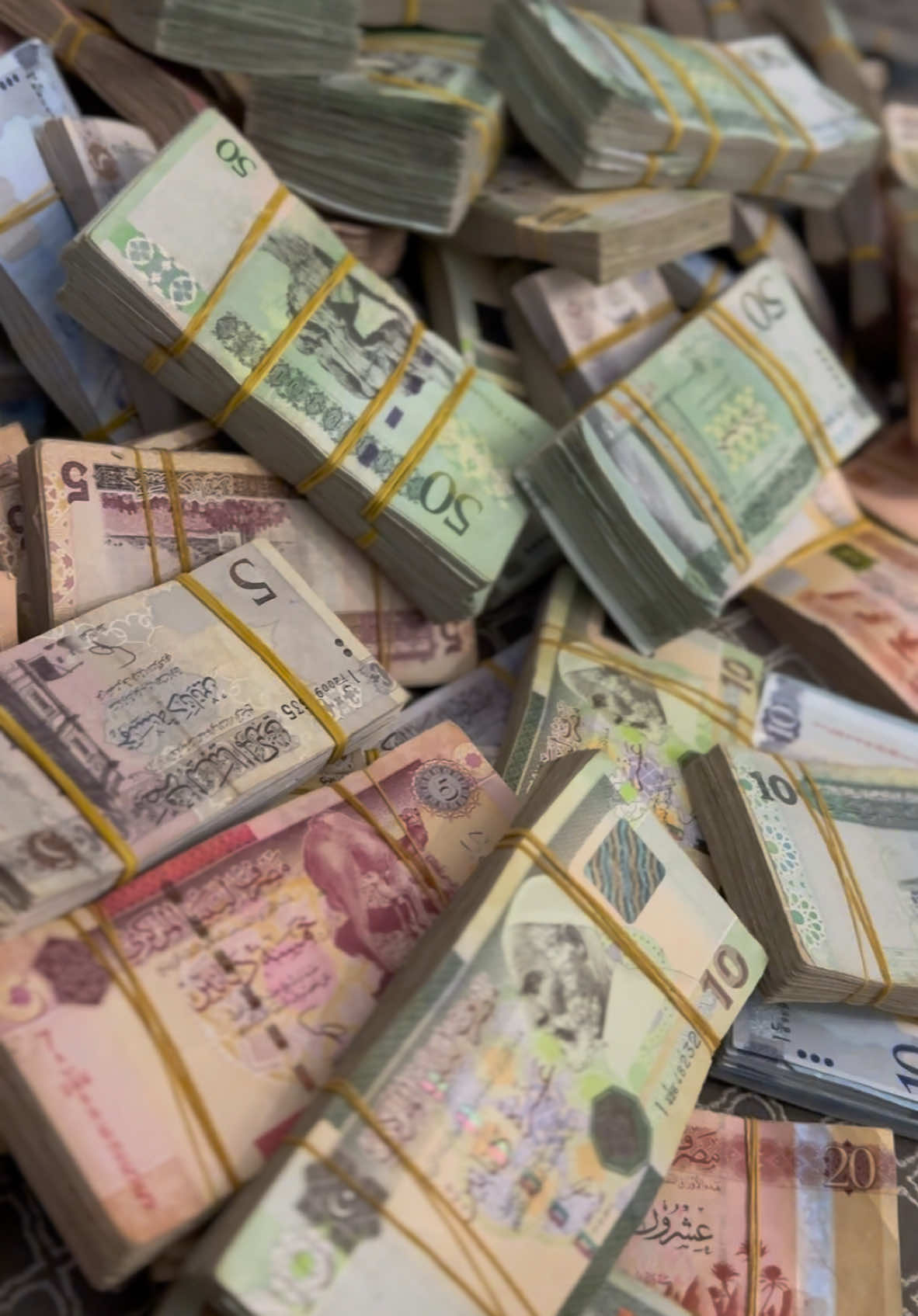 اخر من يدير الترند 😁😂#ليبيا🇱🇾 #حركة_الاكسبلور #الزاويه_العنقاء_ليبيا🇱🇾 #تيك_توك #طرابلس #فلوس #فلوس_التيك_توك #فلوس💸 