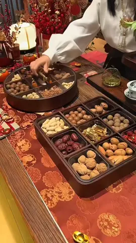 Hộp mứt Tết bằng gỗ tự nhiên.#hopmuttet #hopmutgotunhien #tet2025 #khaydungmuttet #khaydungbanhkeo #xuhuong #thinhhanh #taphoagiadung365 