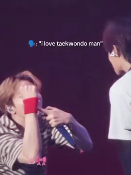 #junghwan I LOVE TAEKWONDO MANNN!!!!