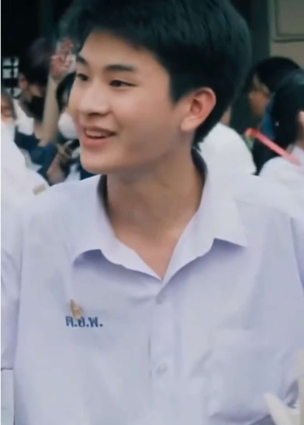 ไม่แปลกใจทำไมไทยถึงคิดถึงวัยมัธยมมาก น่ารักมาก🤍。 （ #THAIchayanon #BUS #fyp ） 