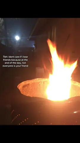 #friends #fypシ゚viral #viral #noteveryoneisyourfriend #xyzbca 