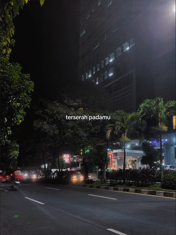 semua terserah padamu😪 #liriklagu #templatlirik #trending #fypシ゚viral🖤tiktok #CapCut 