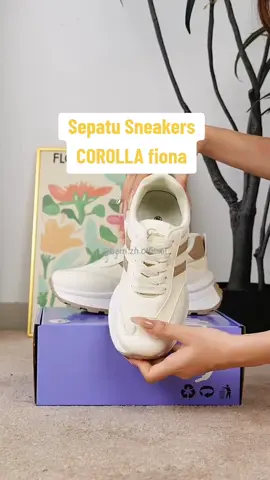 Yang suka olahraga wajib nyempilin ini sih satu di rak sepatu kalian, sepatu kets klasik sepatu casual. #rekomendasisepatuwanita #sepatusnakers #sepatuwanita  #sepatucorolla  #sepatucasual  #belilokal  #fyp #fypシ゚ 