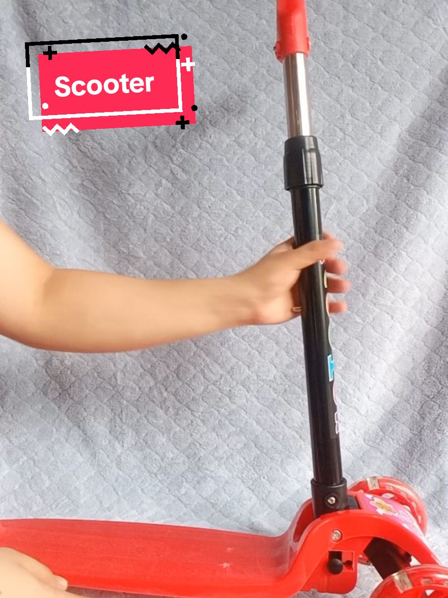 Murang Foldable Scooter para sa mga junakis natin. #scooter #foldablescooter #giftideas #kids #toddler #engagement #affiliate 