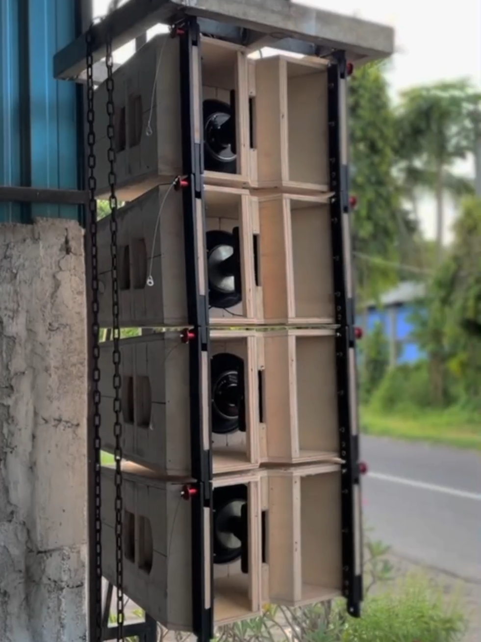 tl3 8 inch ready. info pemesanan 085855401338 . . . #amboxcustom #ambcbwx #boxcustom #linearray #tl3 #uap #soundviral #soundsystem #banyuwangi 