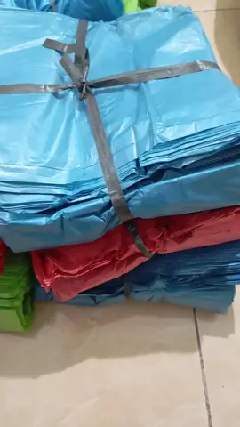 kantong kresek warna biru, merah, hijau #plastik #kantongplastik #murah 