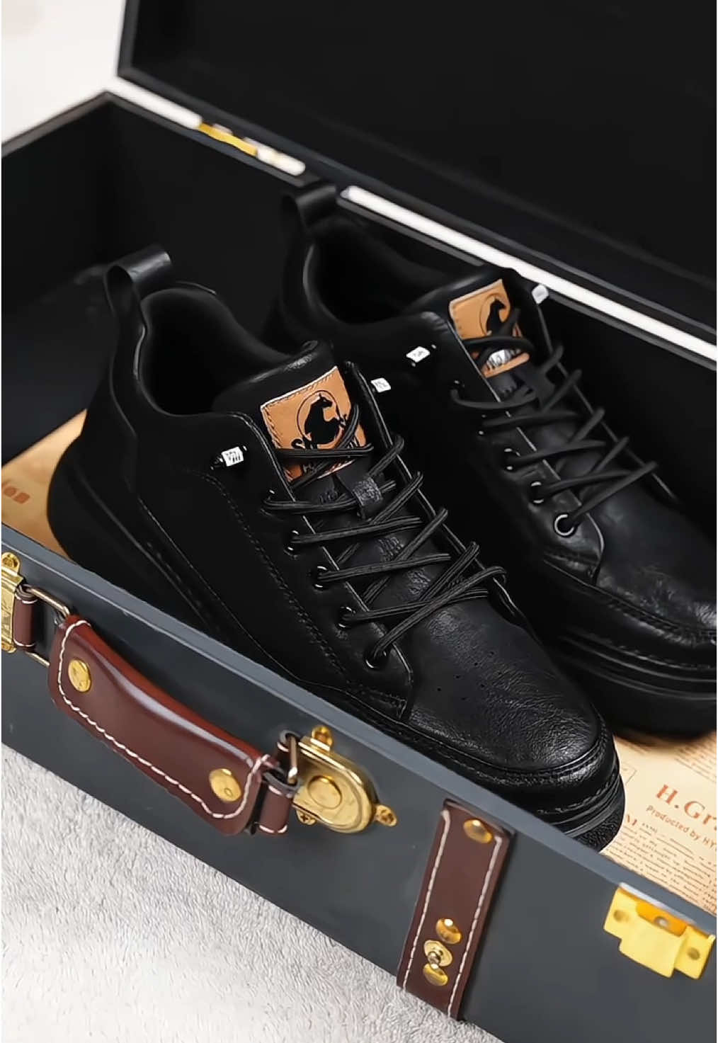 Giày Sneaker Giày Da Nam Cao Cấp #giayda #giaydabo #giaydabongchinhhang #giaydacaocap #giaysneaker #giaysneakernam #xuhuong #giaynam #giayxuhuong 